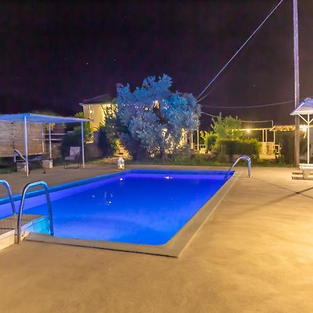 Vainas Belvedere Villa سكوبيلوس تاون المظهر الخارجي الصورة