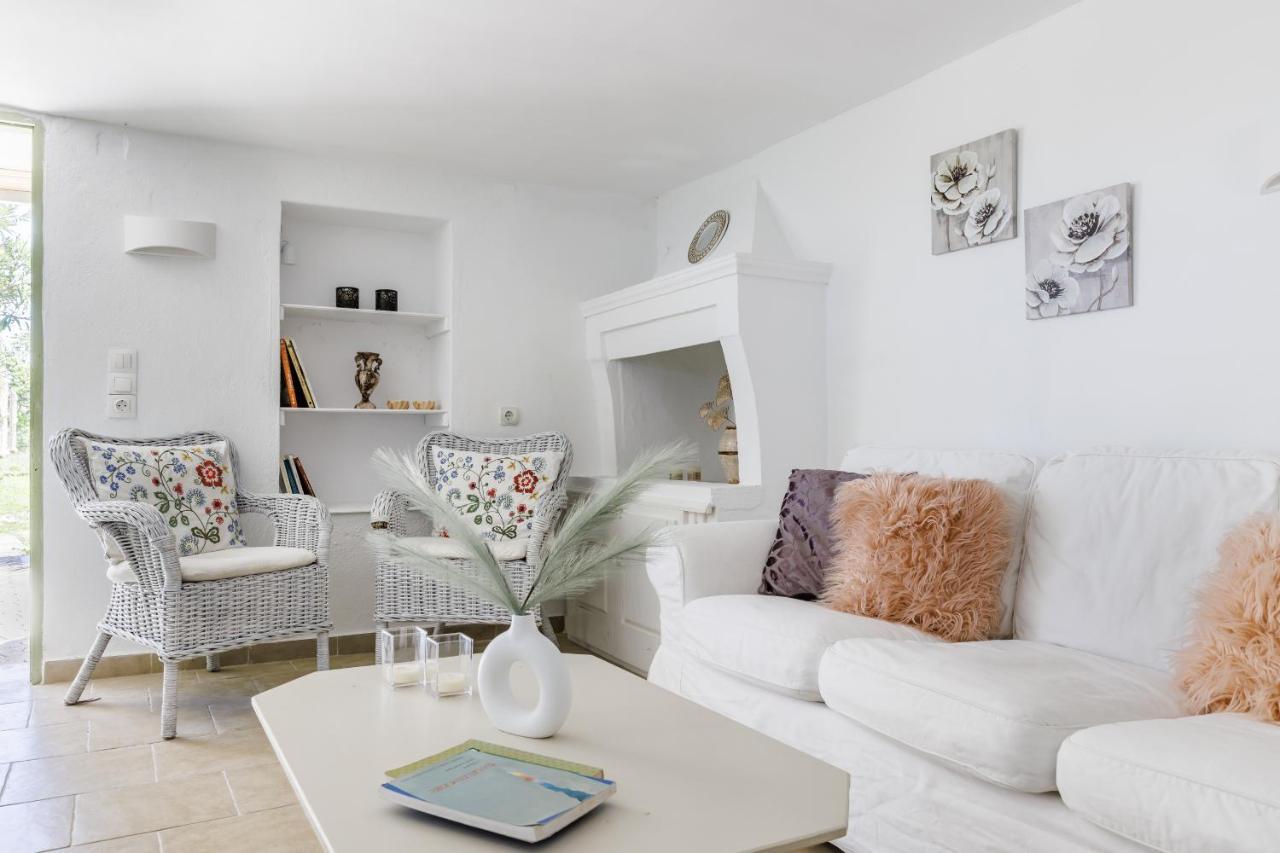 Vainas Belvedere Villa سكوبيلوس تاون المظهر الخارجي الصورة